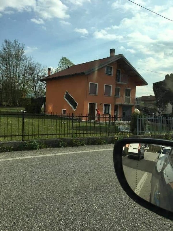 Odd Constructions (36 pics)