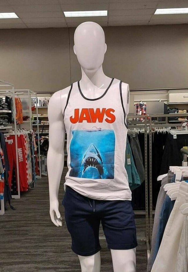 What Is Going On Here? (24 pics)