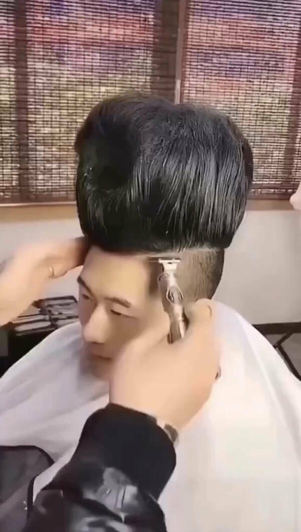 Awful Haircuts (17 pics)
