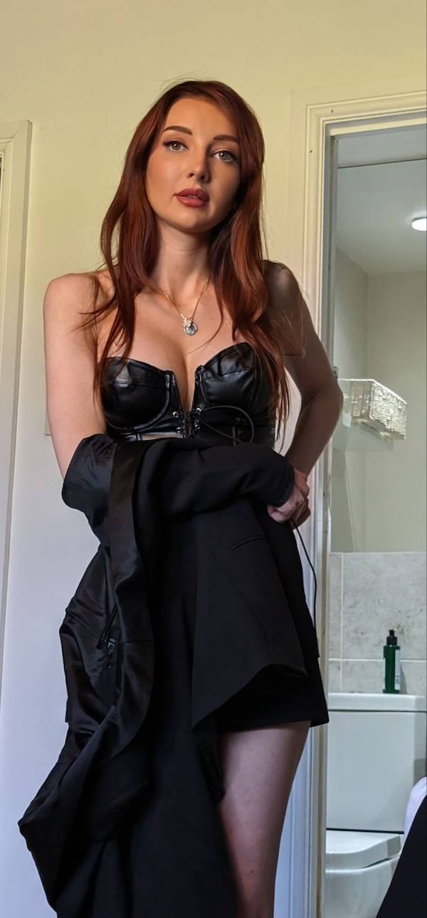 Redhead Girls (44 pics)