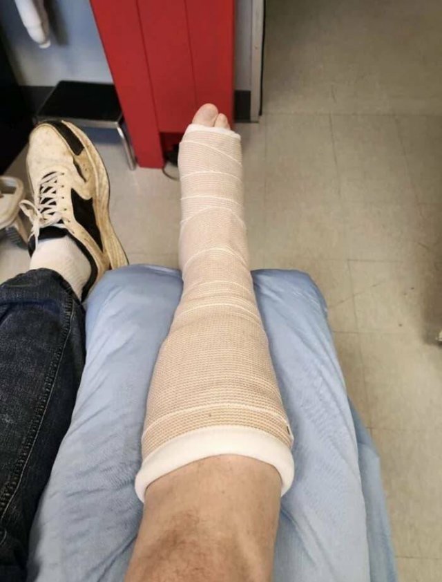 Bad Days Happen (18 pics)