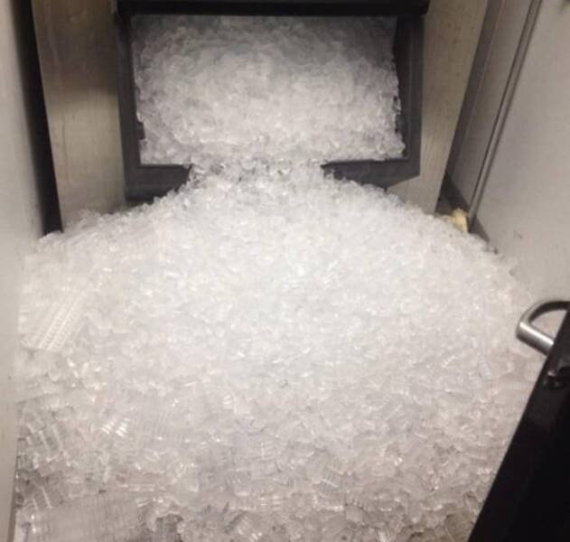 Bad Days Happen (18 pics)