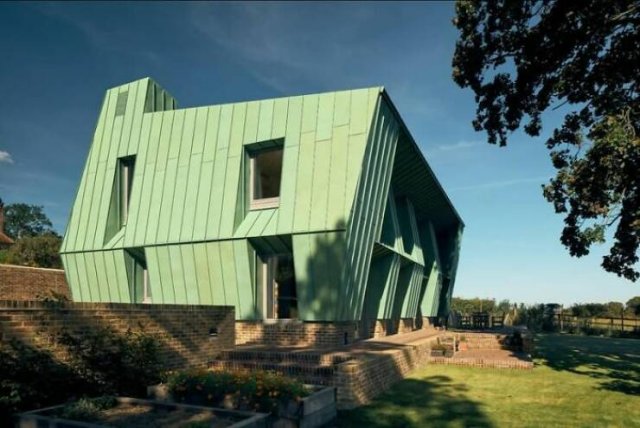 Strange Architecture (24 pics)