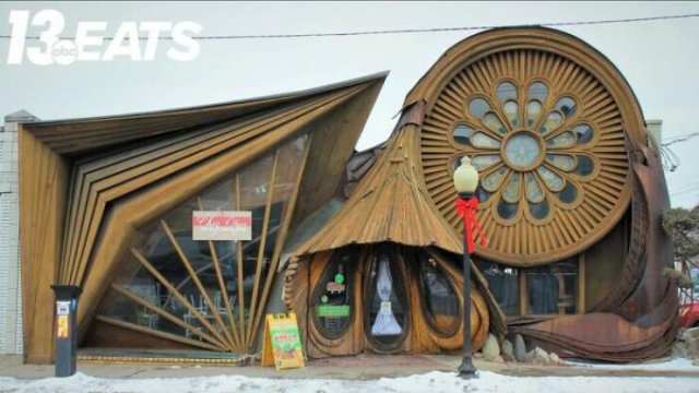 Strange Architecture (24 pics)