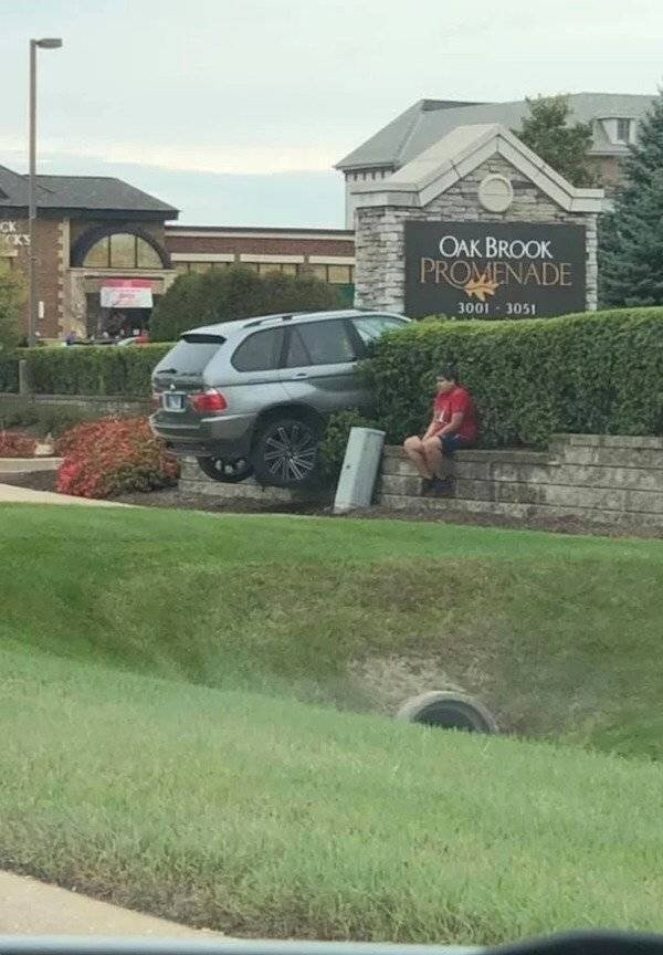 Unfortunate Car Accidents (29 pics)