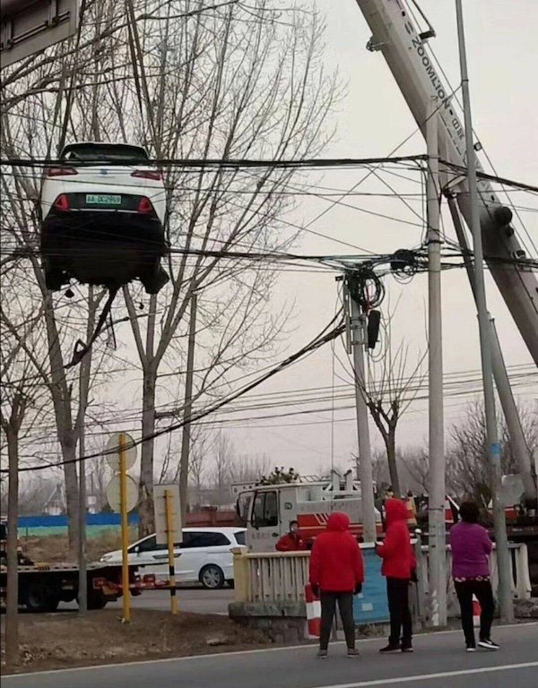 Unfortunate Car Accidents (29 pics)