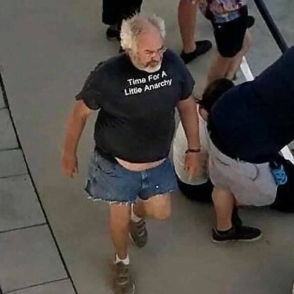 Funny And Weird T-Shirts (23 pics)
