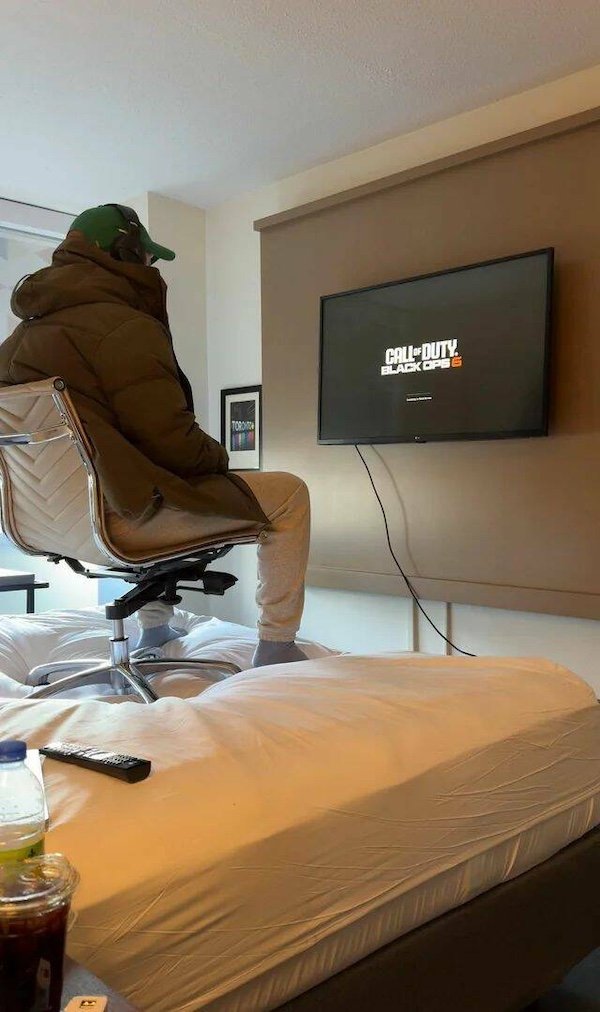 Jokes And Pictures For Gamers (33 pics)