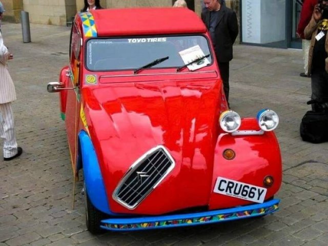 Strange Designs And Constructions (22 pics)