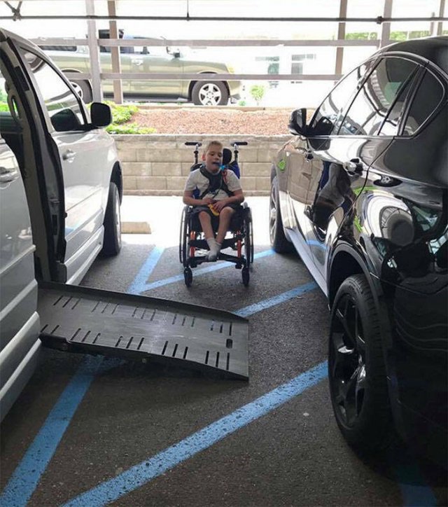 Annoying Finds And Situations (34 pics)