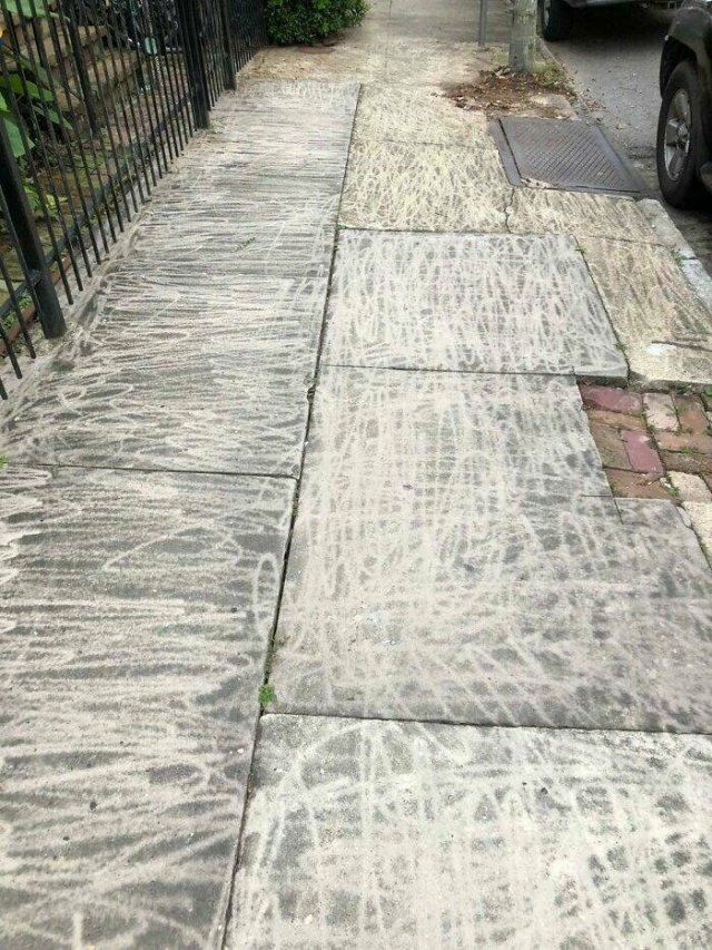 Annoying Finds And Situations (34 pics)