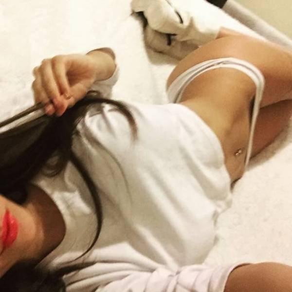Hot Girls (33 pics)