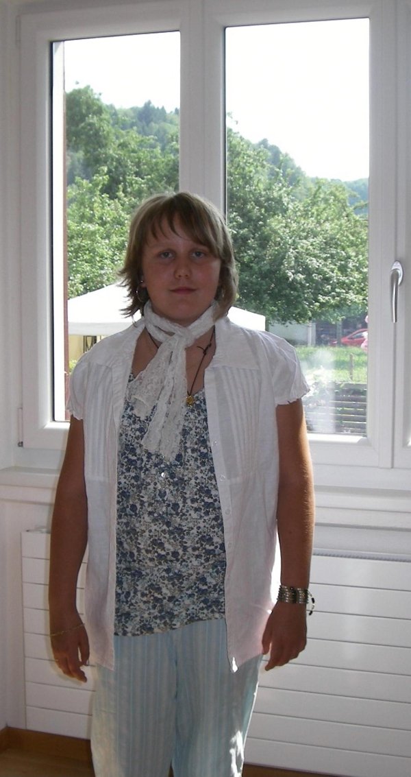 People Share Their Awkward Photos From The Past (24 pics)