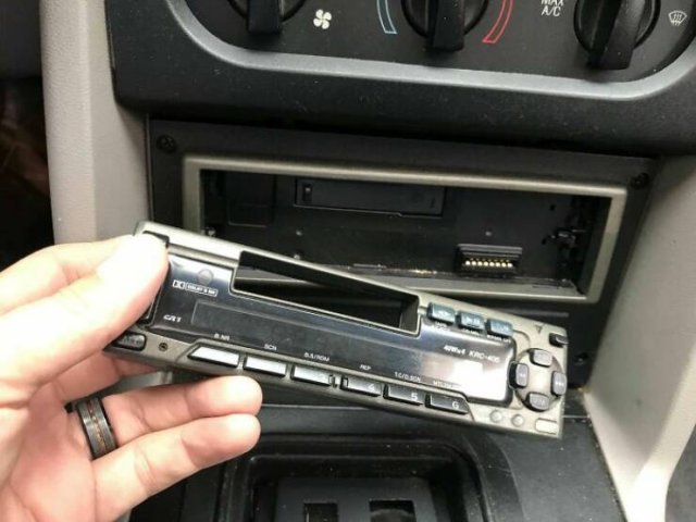 Nostalgic Things From The 80's (24 pics)