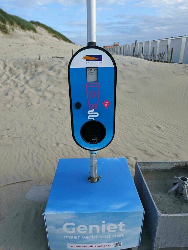Useful Things For People In Different Countries (25 pics)