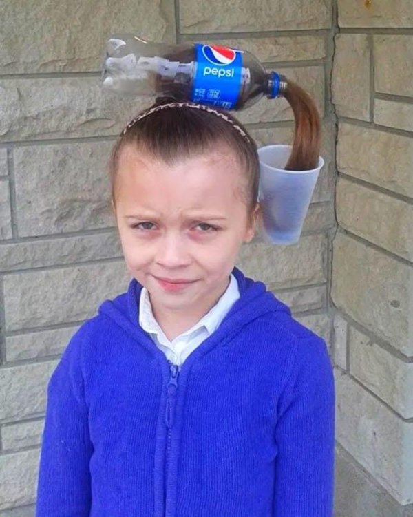 What Is Going On Here? (34 pics)