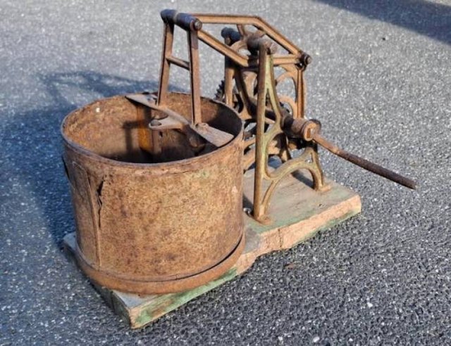 What Are These Things? (20 pics)