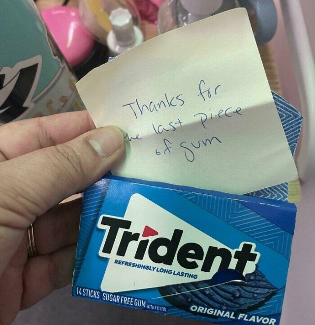 Annoying Coworkers (18 pics)