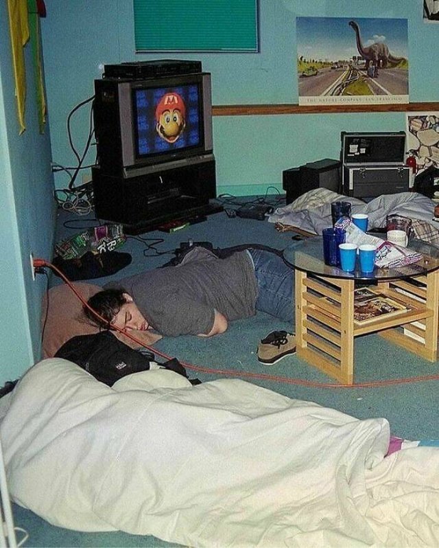 Nostalgic Memes (28 pics)