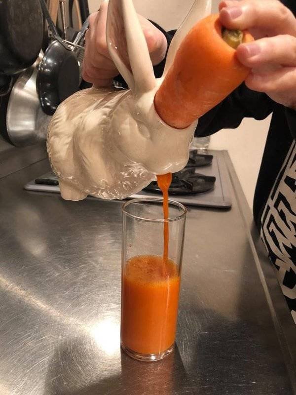 What Is Going On Here? (34 pics)