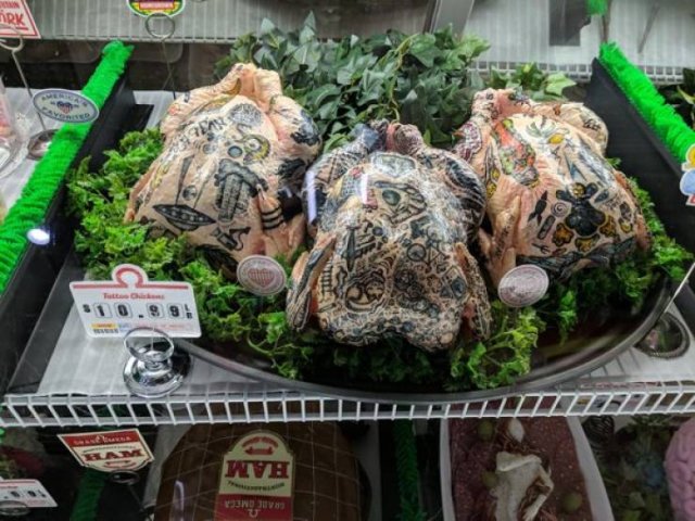 What Is Going On Here? (34 pics)