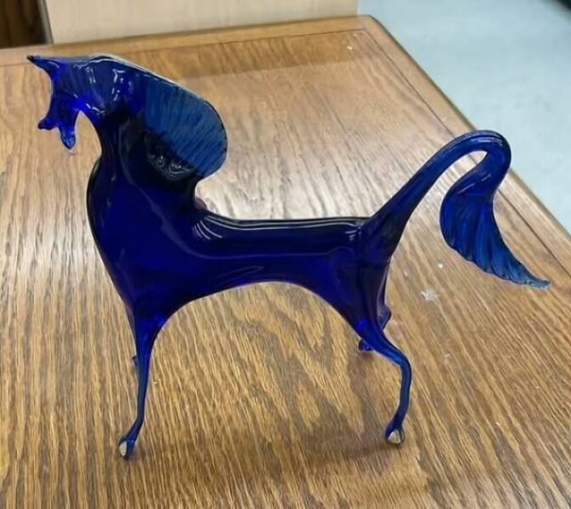 Unusual Finds In Thrift Shops (25 pics)