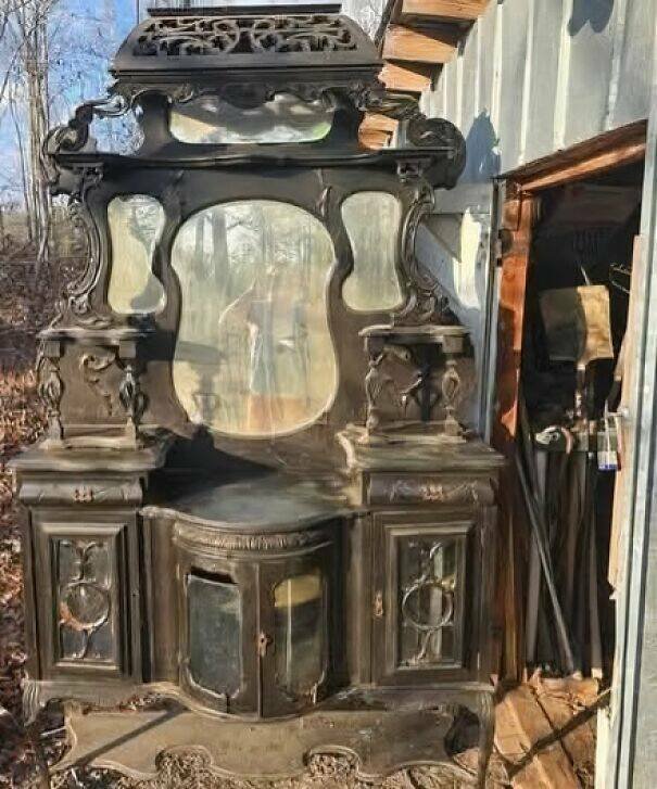 Unusual Finds In Thrift Shops (25 pics)