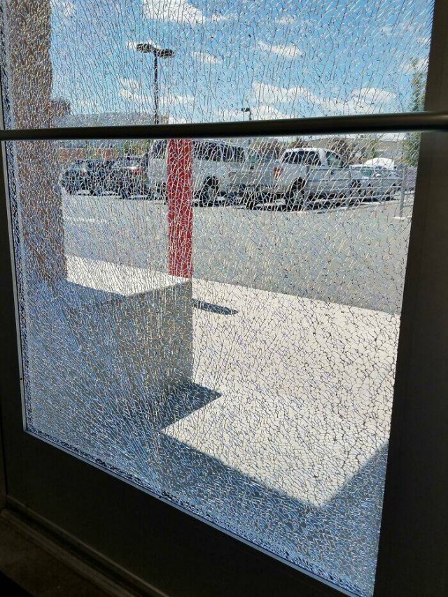 Fails At Work (20 pics)