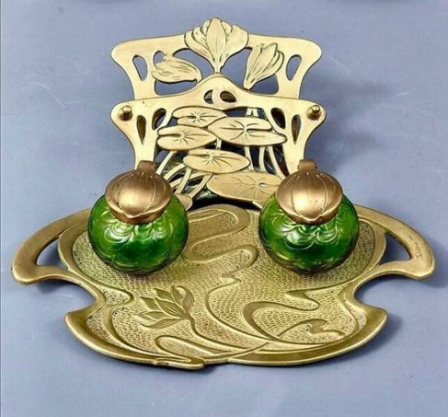 Unusual Finds In Thrift Shops (25 pics)