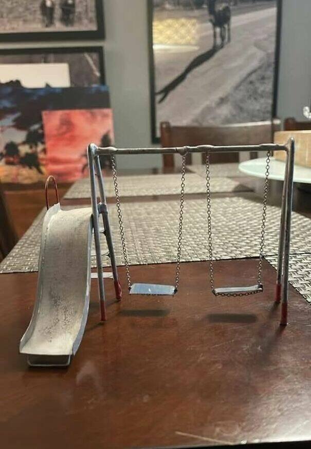 Unusual Finds In Thrift Shops (25 pics)