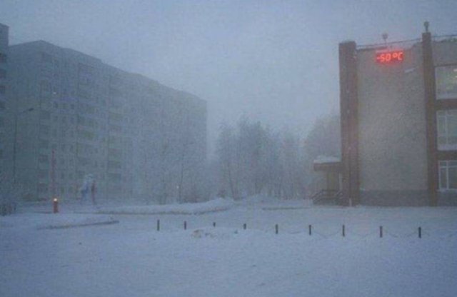 Strange Photos Form Russia (39 pics)