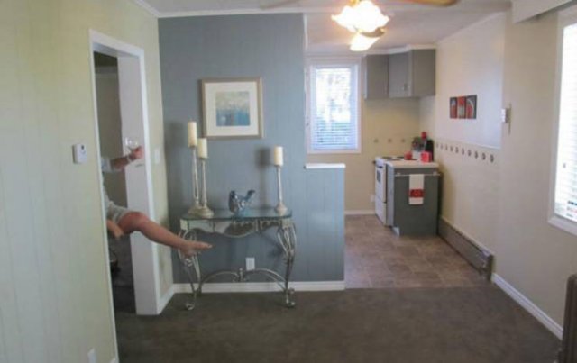 Weird Finds In Rental Properties (24 pics)