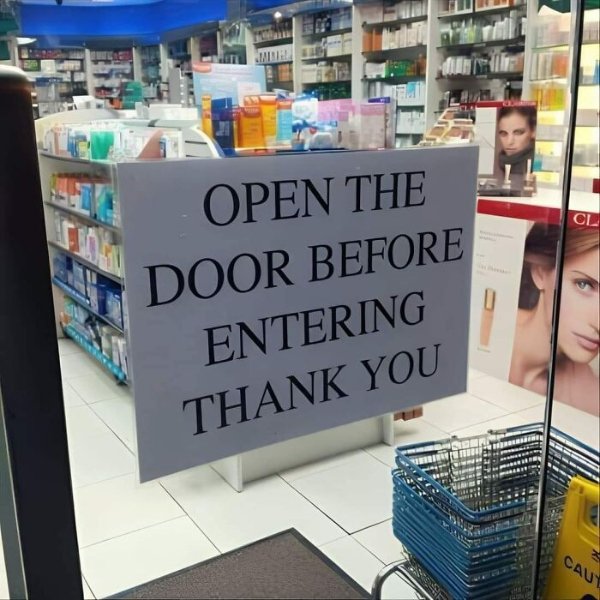 Funny Signs (24 pics)