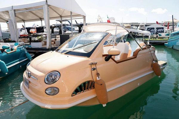 Odd Things And Designs (23 pics)