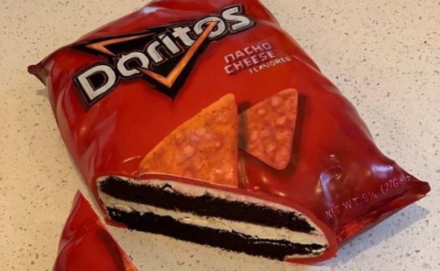 Really Strange Cakes (39 pics)