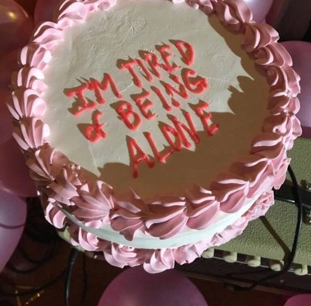 Really Strange Cakes (39 pics)