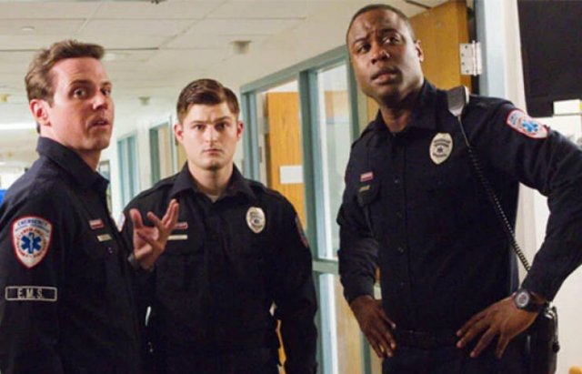 Underrated TV Shows (20 pics)
