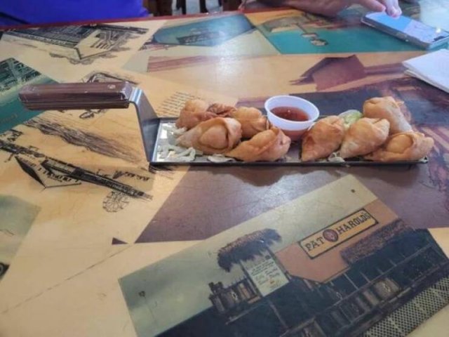 Crazy Food Serving (29 pics)