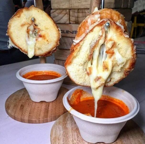 Crazy Food Serving (29 pics)