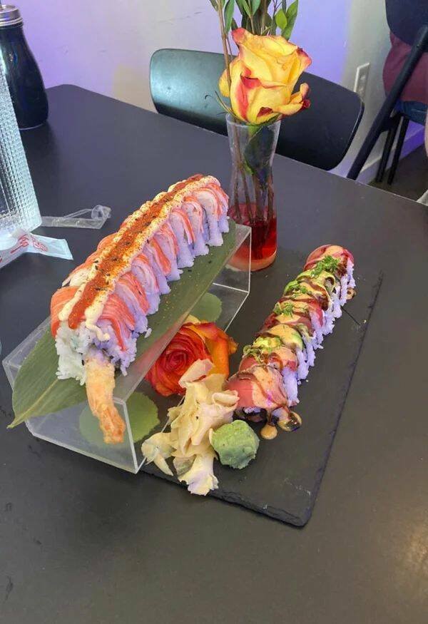 Crazy Food Serving (29 pics)