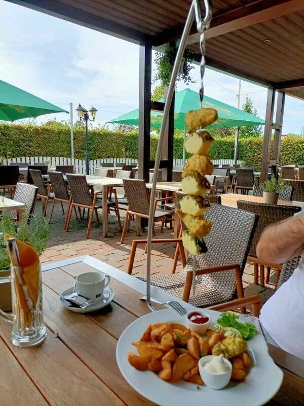 Crazy Food Serving (29 pics)