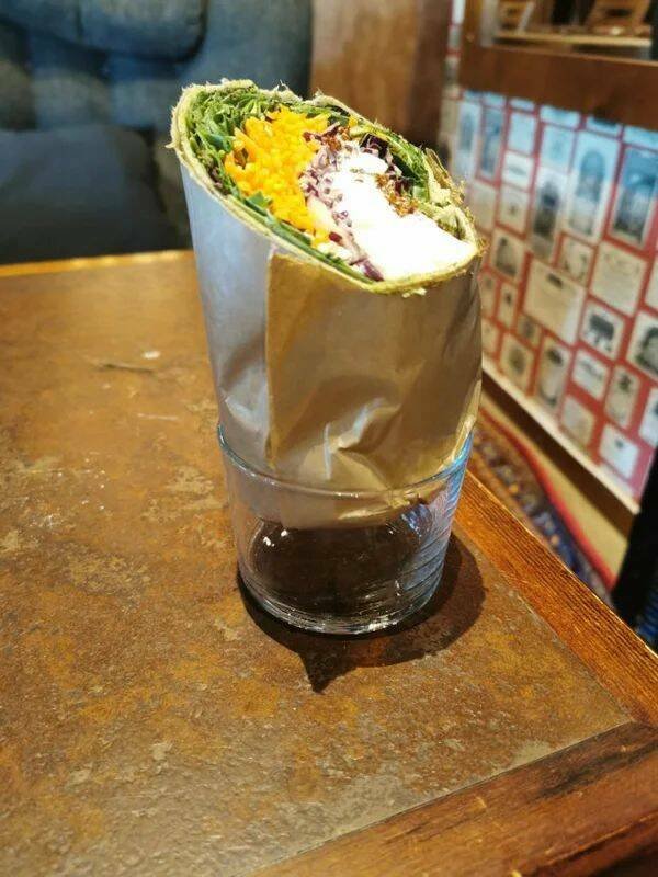 Crazy Food Serving (29 pics)