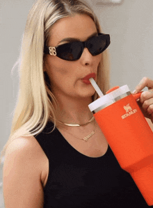 Things People Don't Understand (18 gifs)