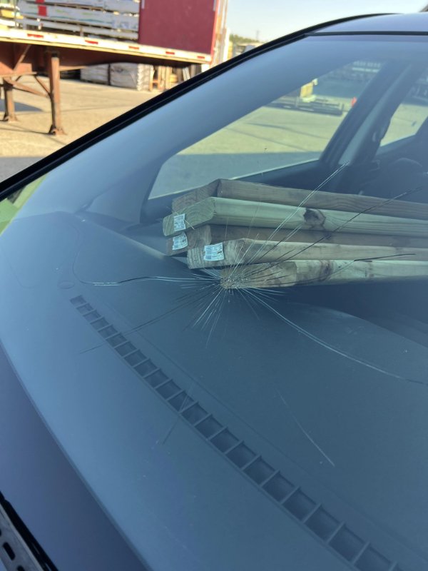 Bad Days Happen (23 pics)