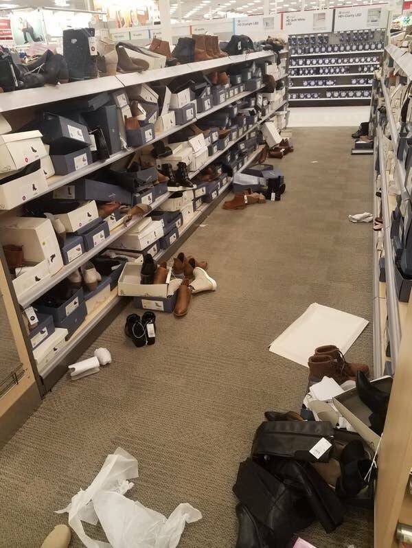 Annoying People (18 pics)
