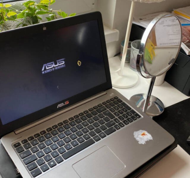 Fails With Gadgets (15 pics)