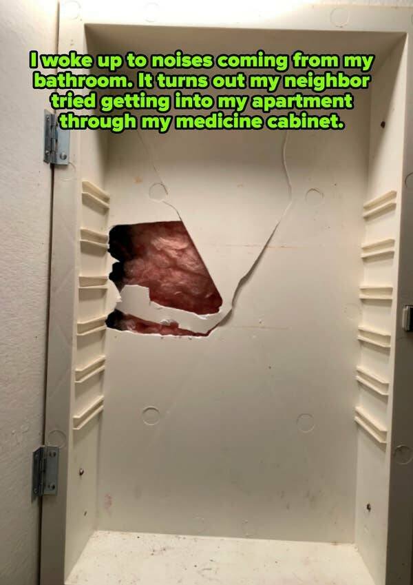 Terrible Neighbors (19 pics)