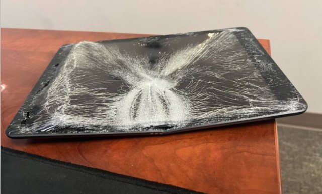 Fails With Gadgets (15 pics)