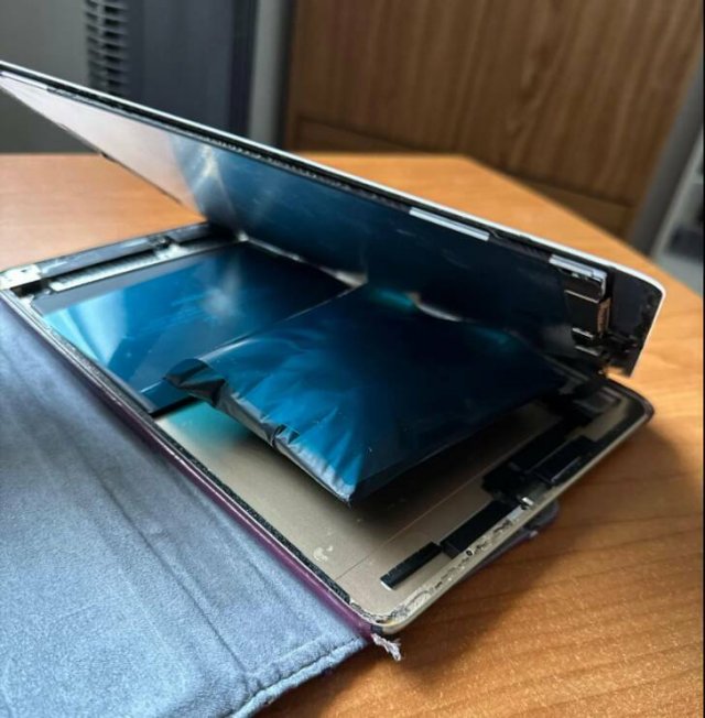Fails With Gadgets (15 pics)