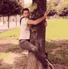 Odd Thoughts (15 gifs) Odd Thoughts (15 gifs)